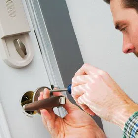 Neighborhood Locksmith Store Camp Dennison, OH 513-285-3646 - door-unlock